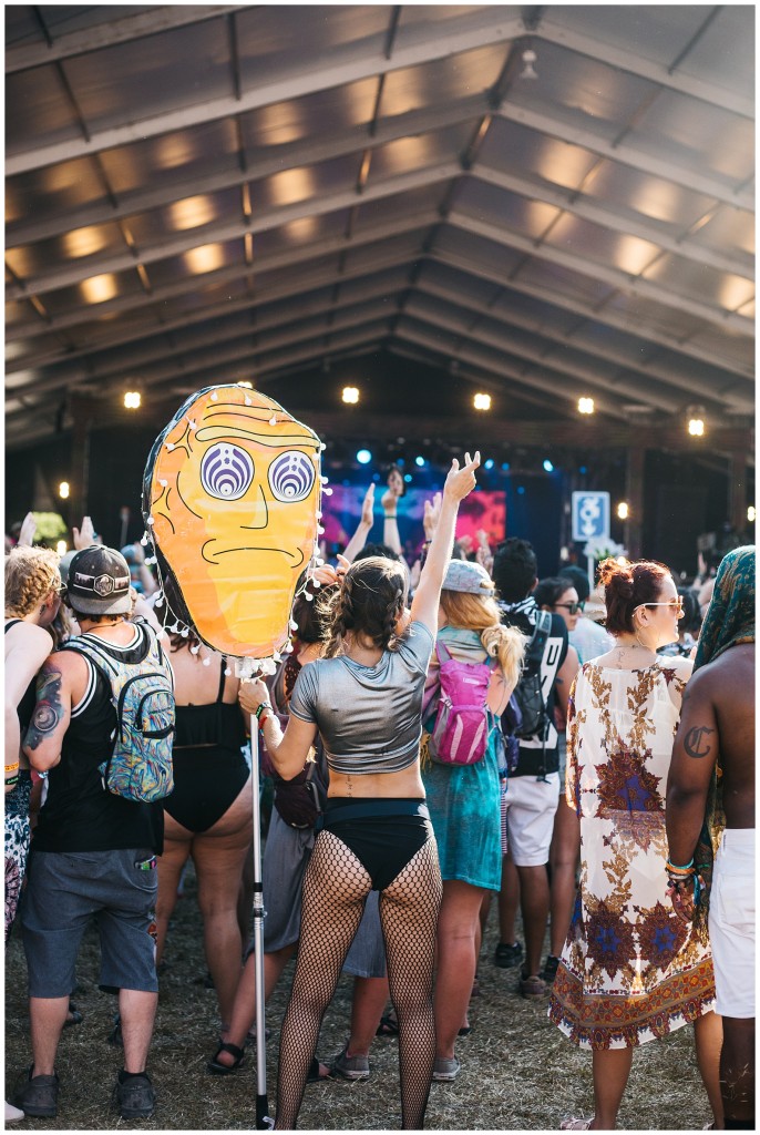 bonnaroo wedding photos