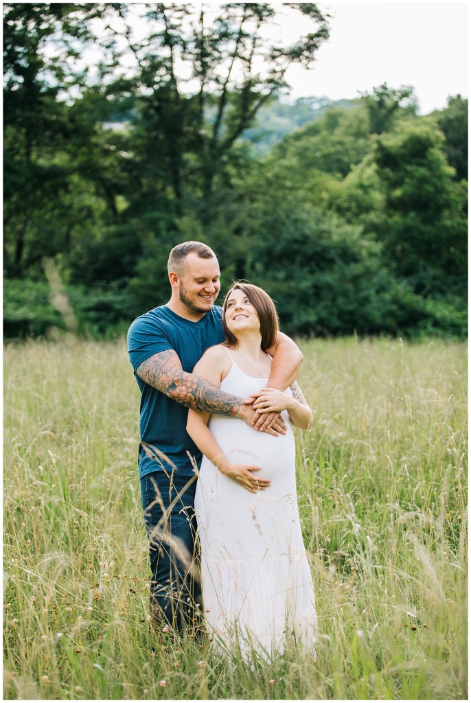 pgh field maternity photos