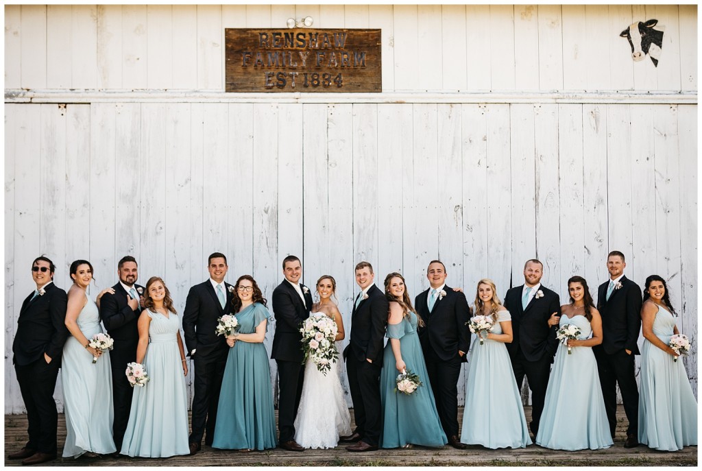 bridal party at renshaw farms
