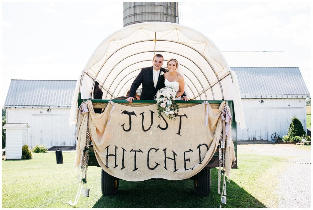bridal party at renshaw farms