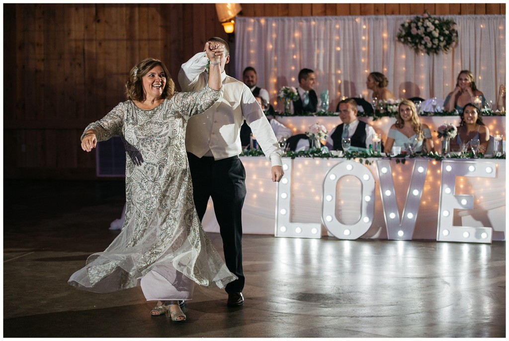 Renshaw Farms wedding reception