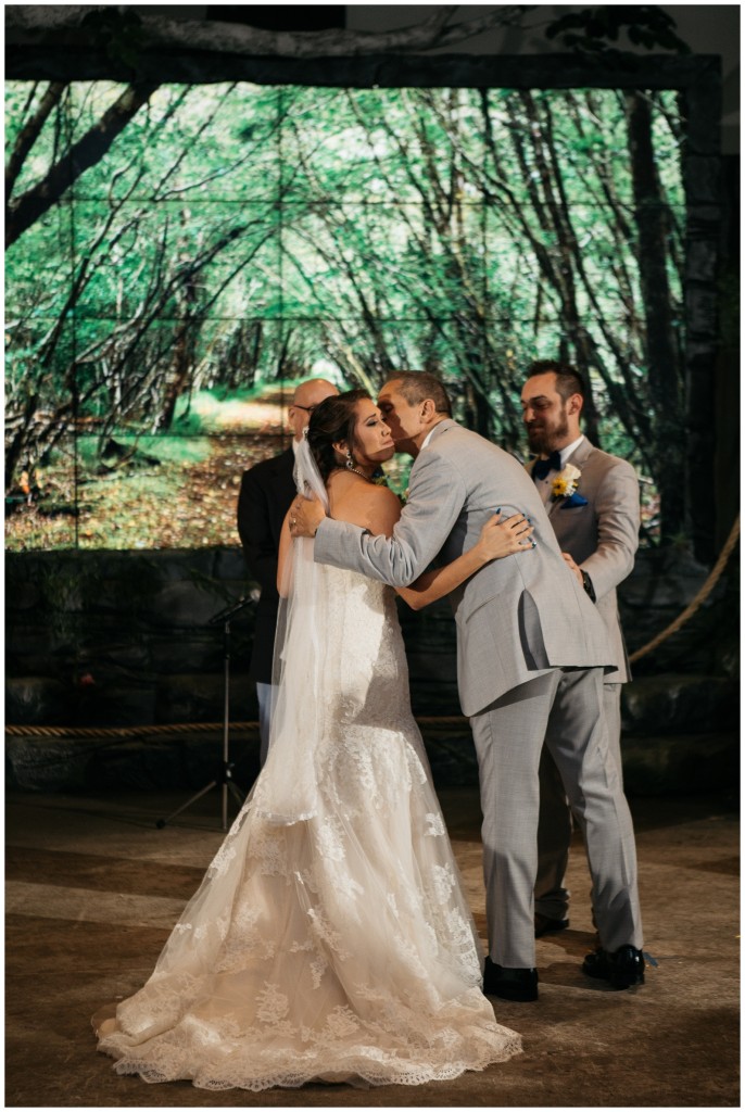 National Aviary wedding photos