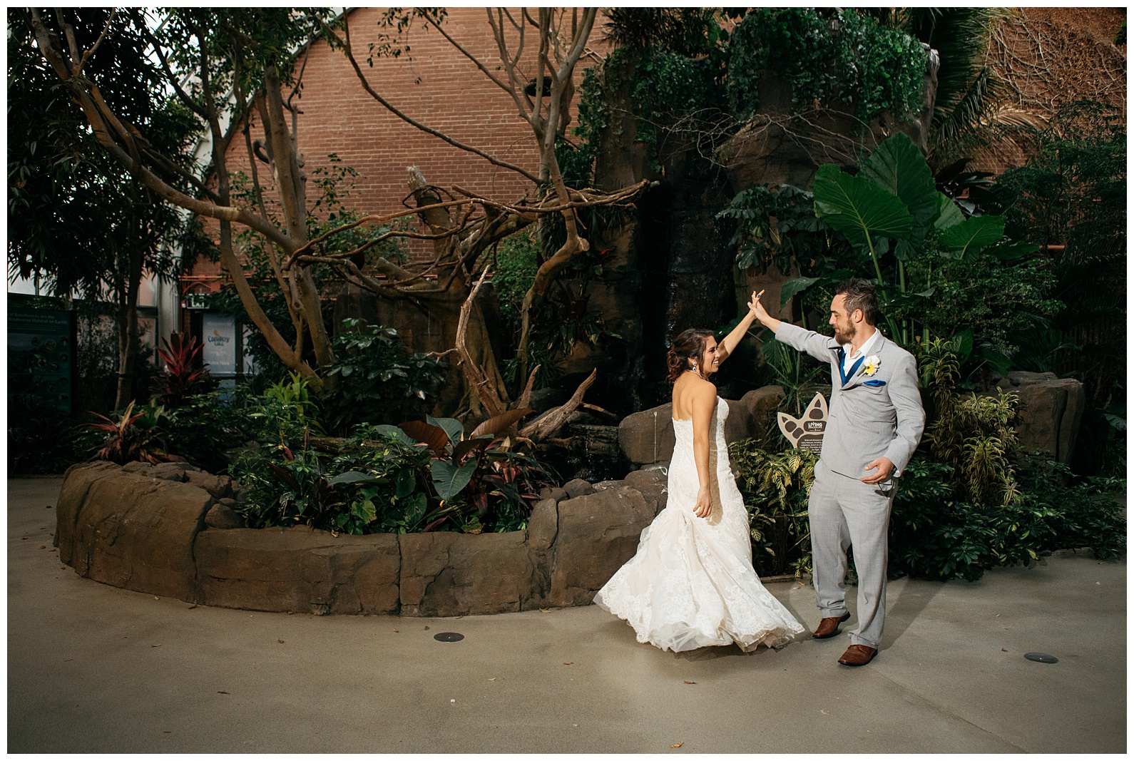 National Aviary wedding photos