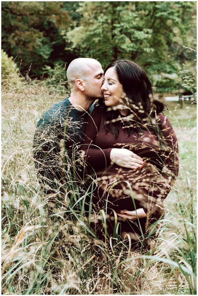 Maternity session at schenley park in fall_0001