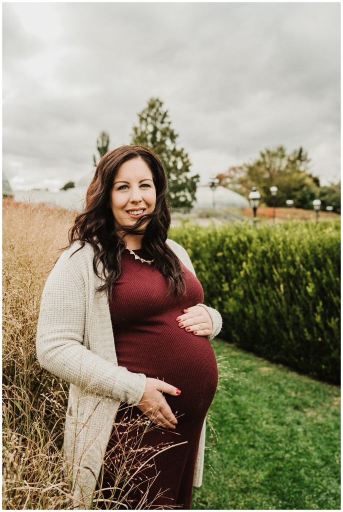 Maternity session at schenley park in fall_0001
