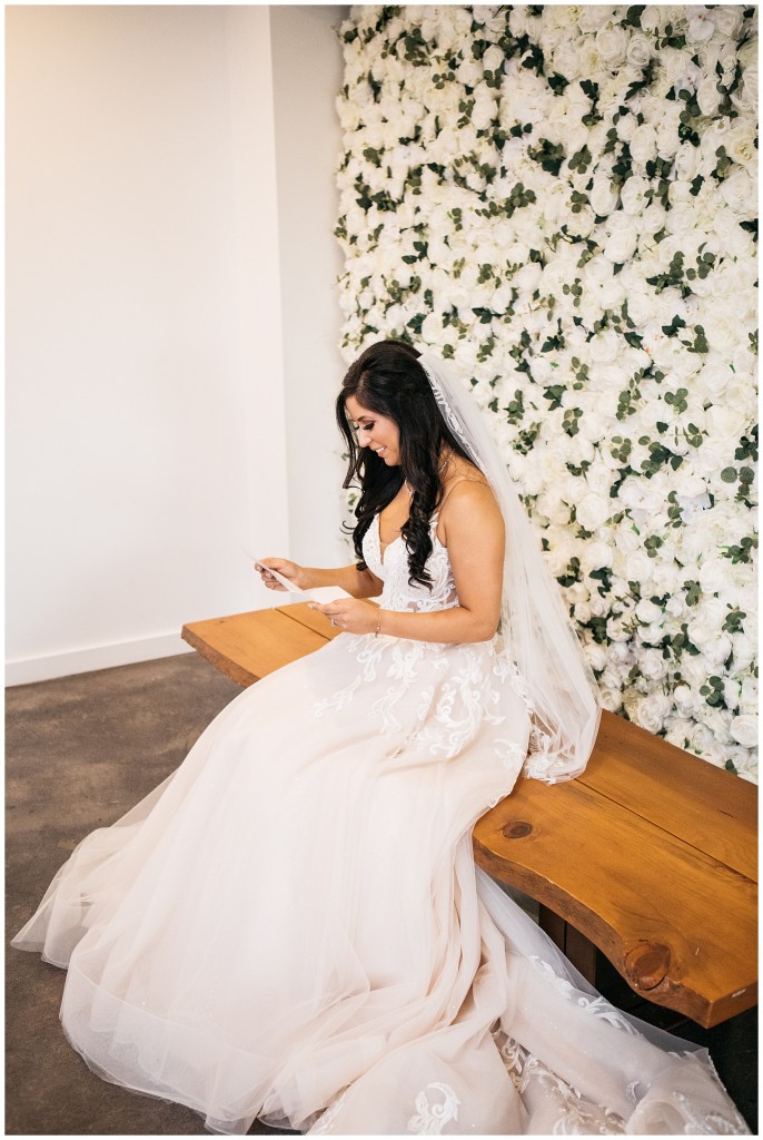 White Barn Wedding Photos_0019