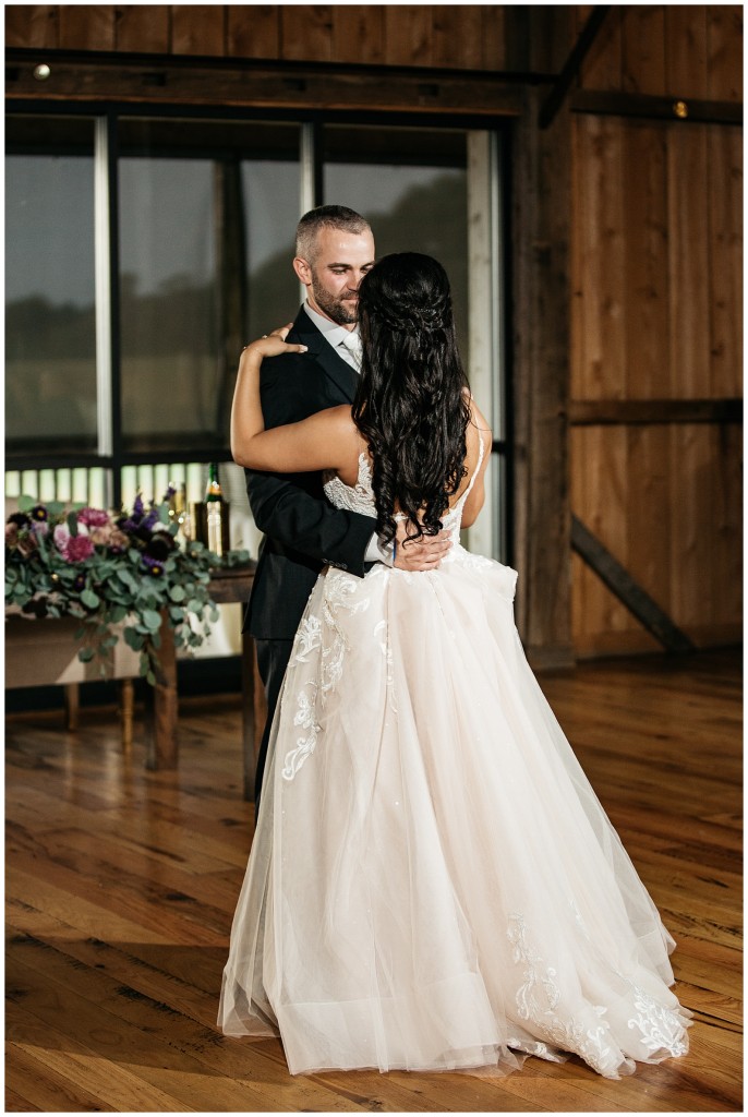 White Barn Wedding Photos_0088