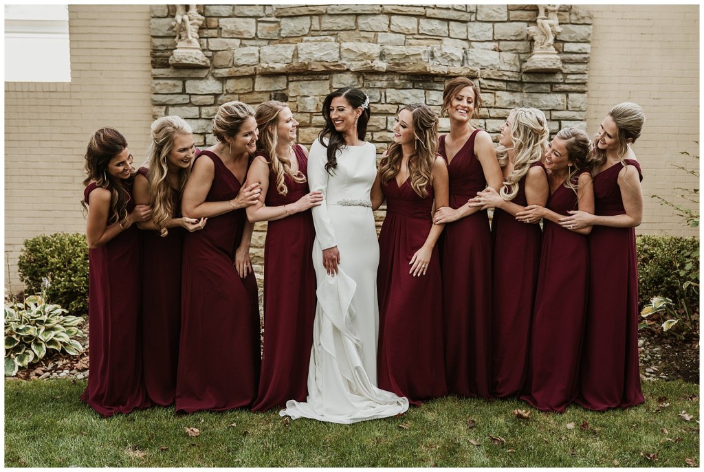 bride getting ready at crowne plaza