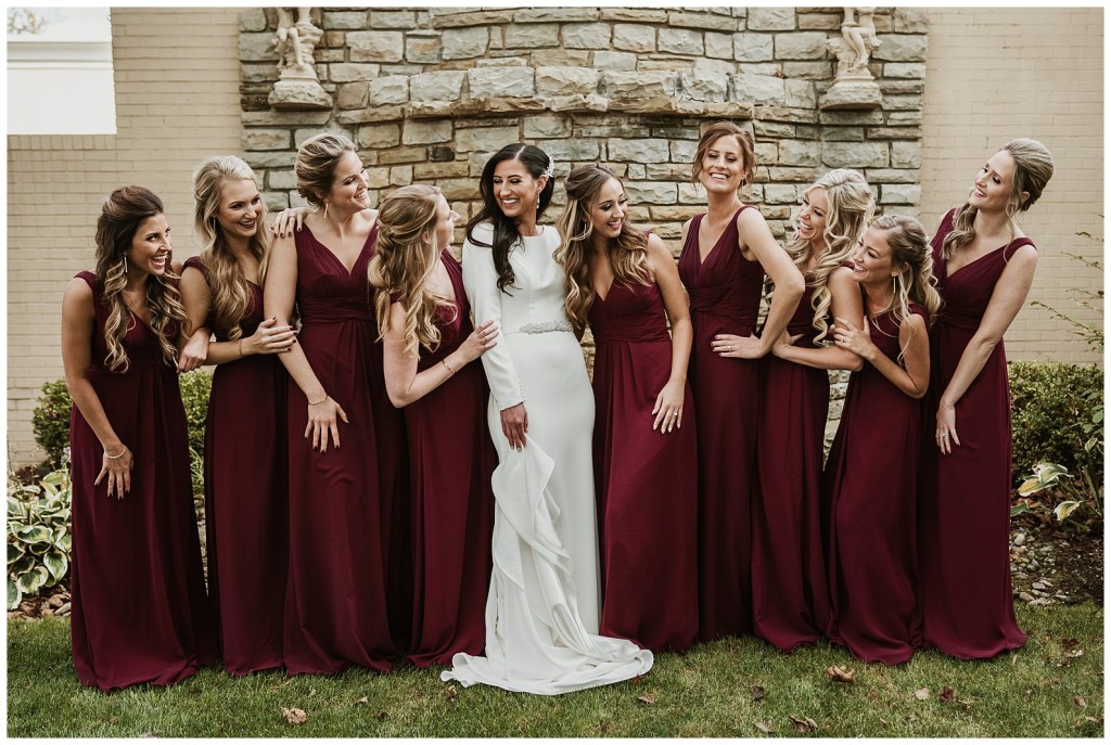 bride getting ready at crowne plaza