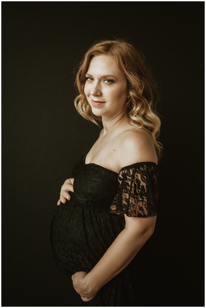 Walled Garden Maternity Photos15