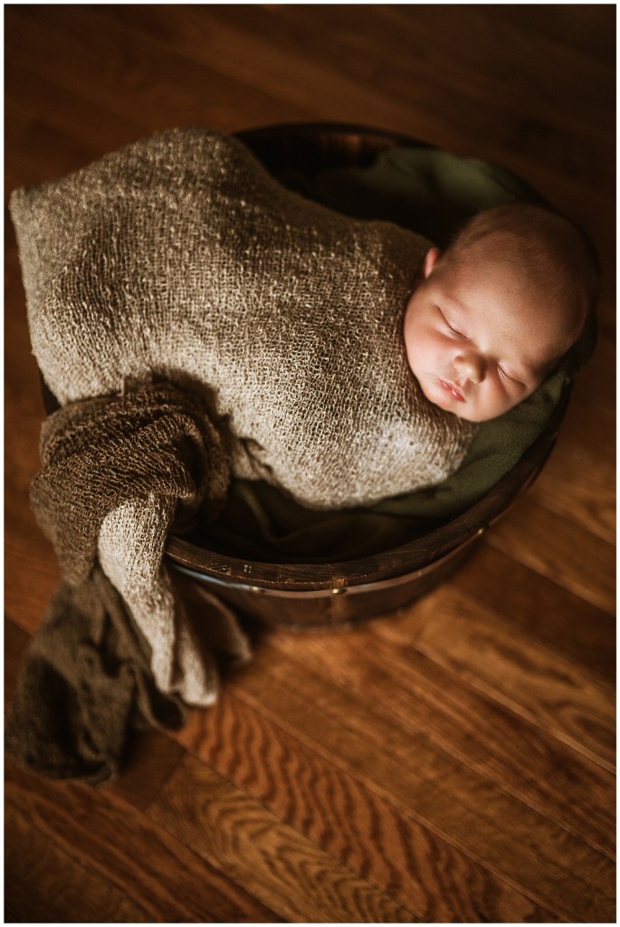 At home newborn session_0005