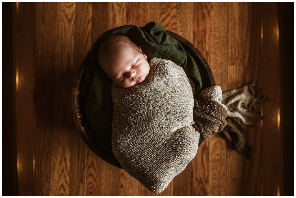 At home newborn session_0006