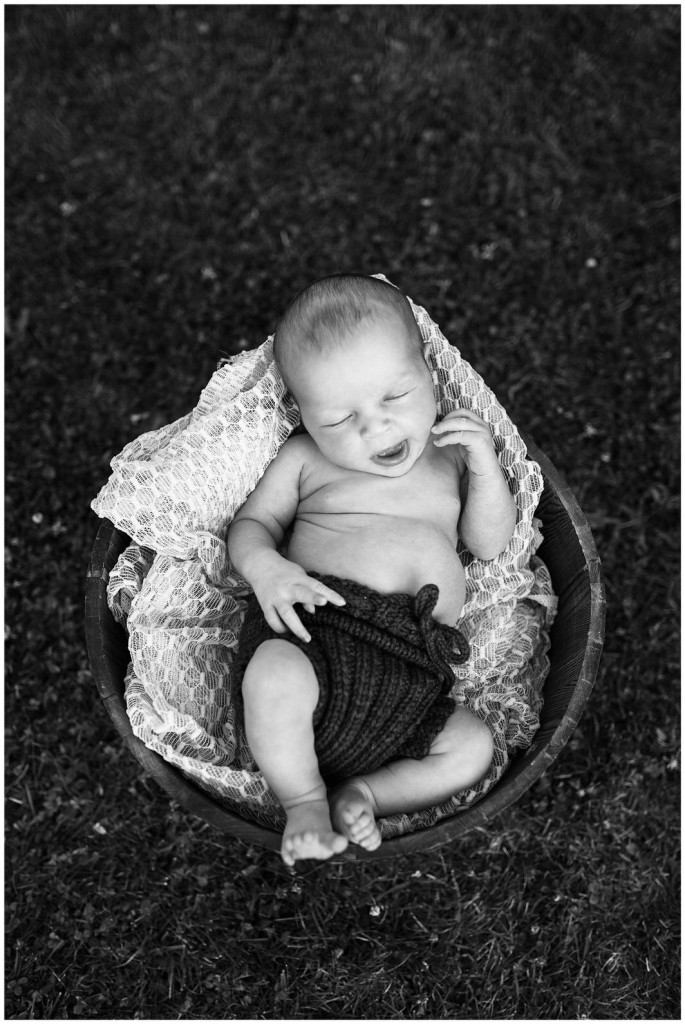 Greenery Newborn Session- Pgh Newborn Photographer- Florence_0013