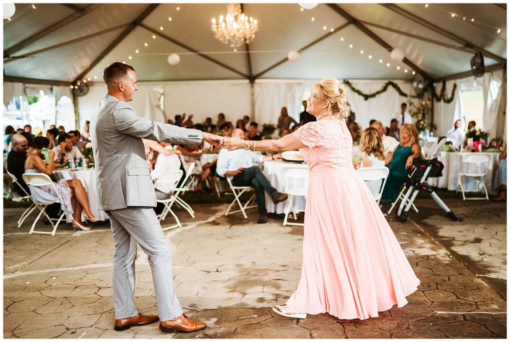 Summer Backyard Wedding_0112