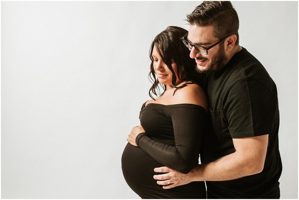 Studio & Park Maternity Photos_0006