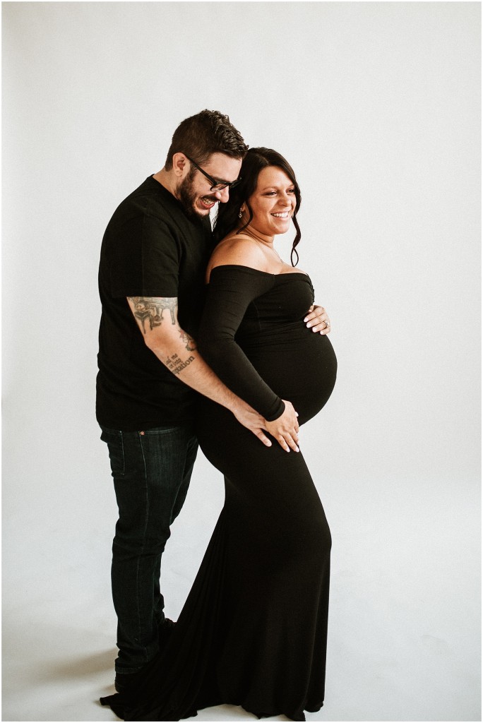 Studio & Park Maternity Photos_0008