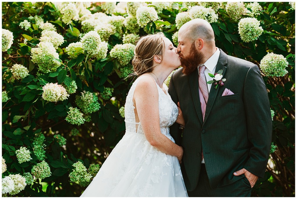 Iron Mills Fall Wedding Photos40