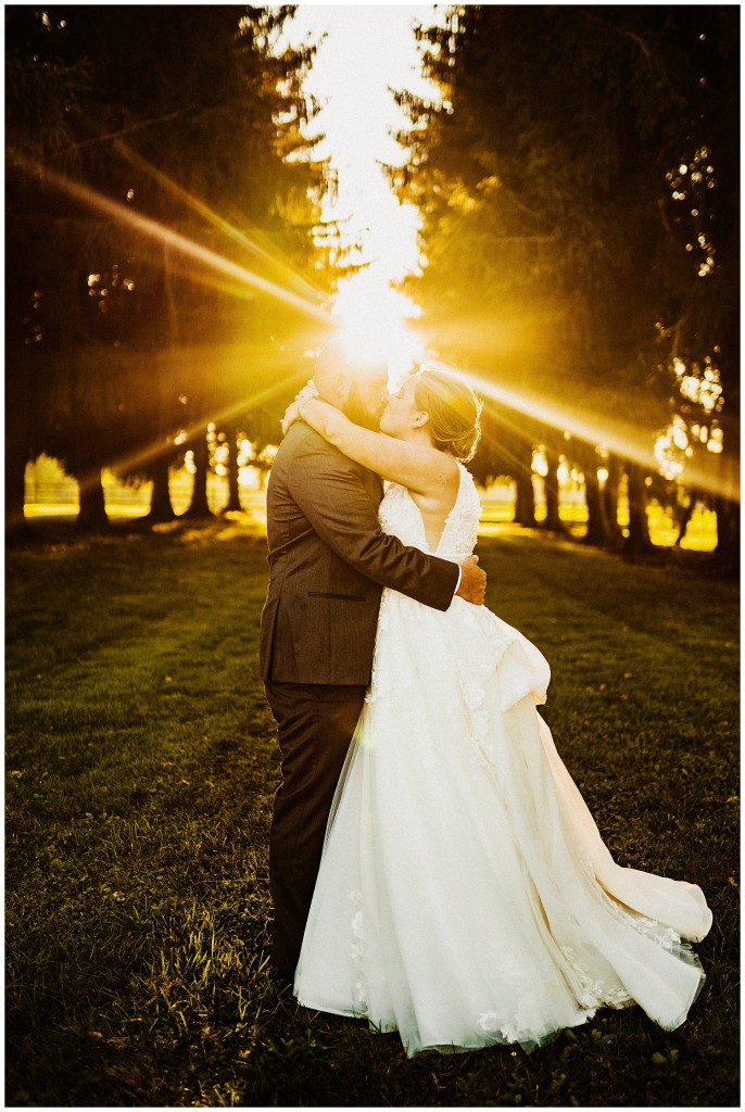 Iron Mills Fall Wedding Photos88