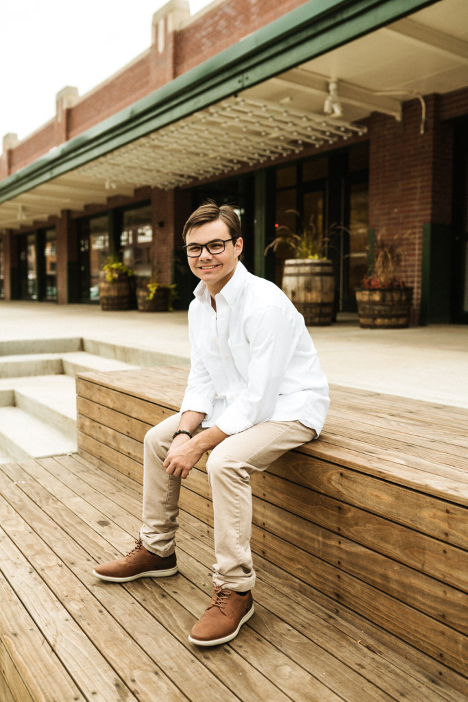 Fall Strip District Senior Photos15