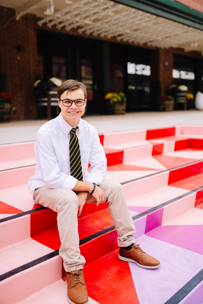 Fall Strip District Senior Photos18