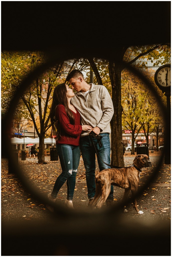 Downtown Pgh Couples Portraits_0005