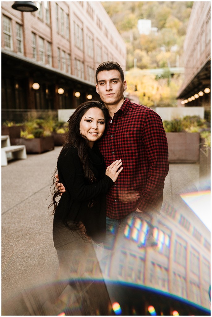 Downtown Pgh Couples Portraits_0018