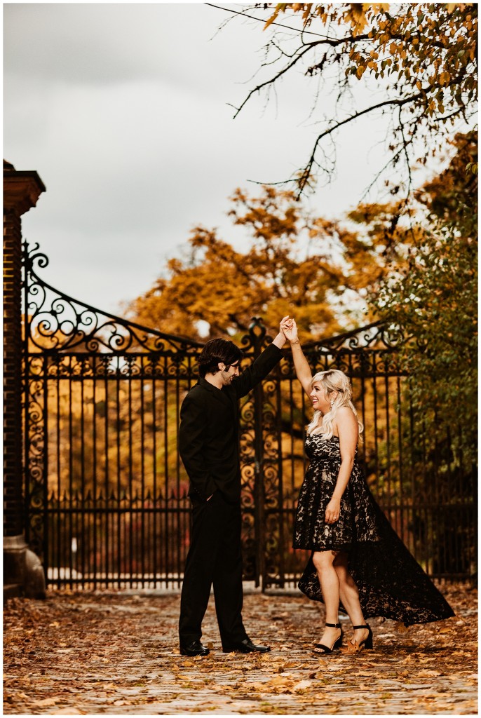 Fall engagement photos at Mellon and Frick Park_0023