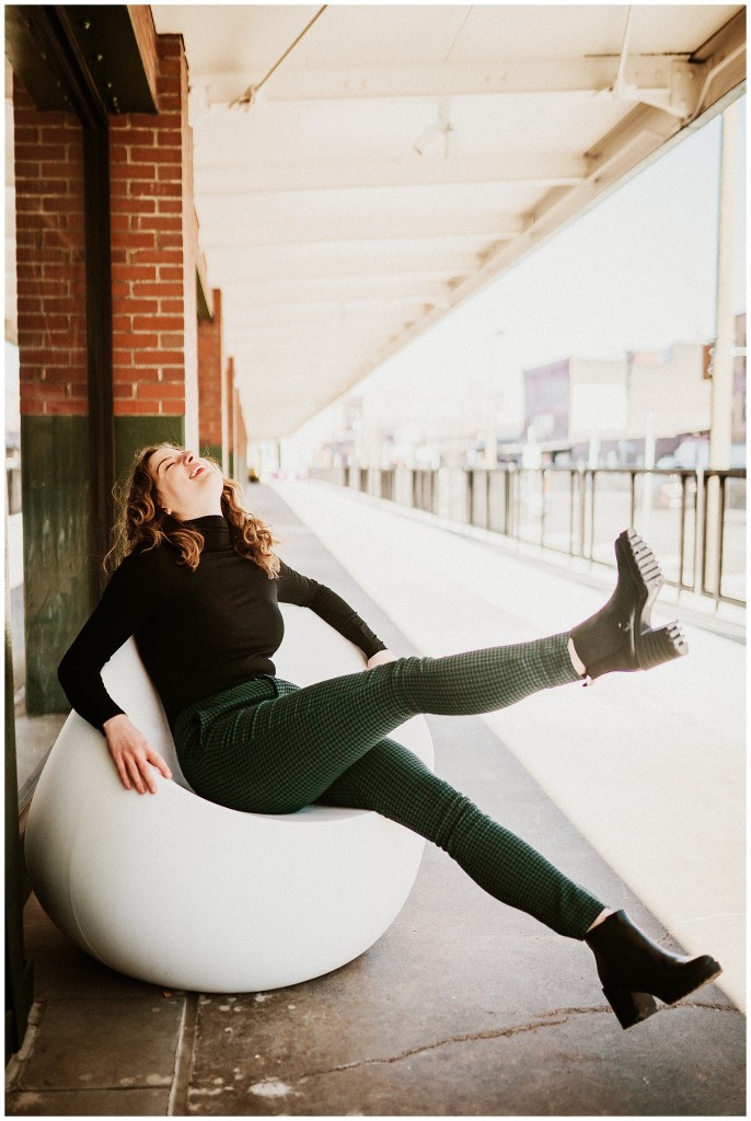 Pgh Strip District & Studio Senior Photos_0029