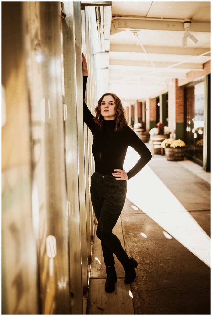 Pgh Strip District & Studio Senior Photos_0032